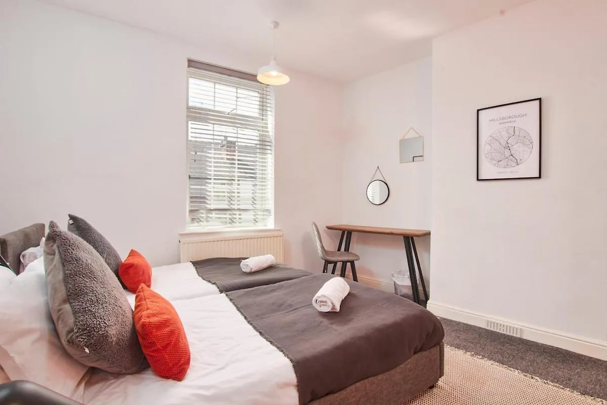 Σπίτι διακοπών Charming House - Close To City Centre - Free Parking, Self-Check-In, Fast Wifi And Smart Tv By Yoko Property Σέφιλντ