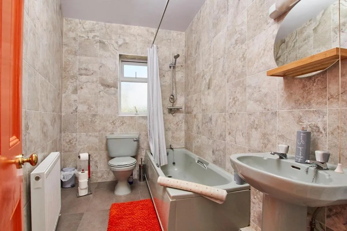 Charming House - Close To City Centre - Free Parking, Self-Check-In, Fast Wifi And Smart Tv By Yoko Property Sheffield 0*,